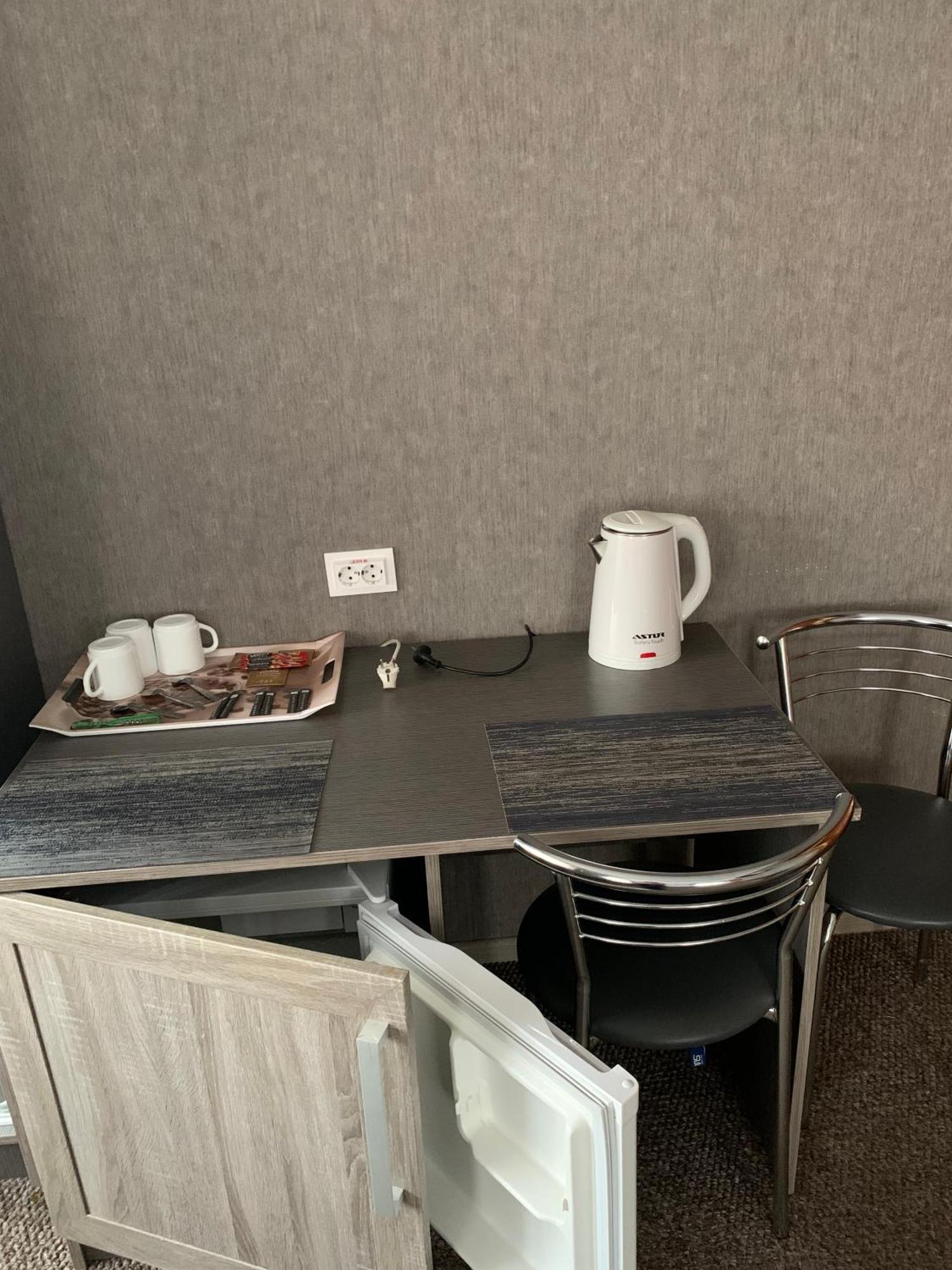 Yurus Hostel 利沃夫 外观 照片