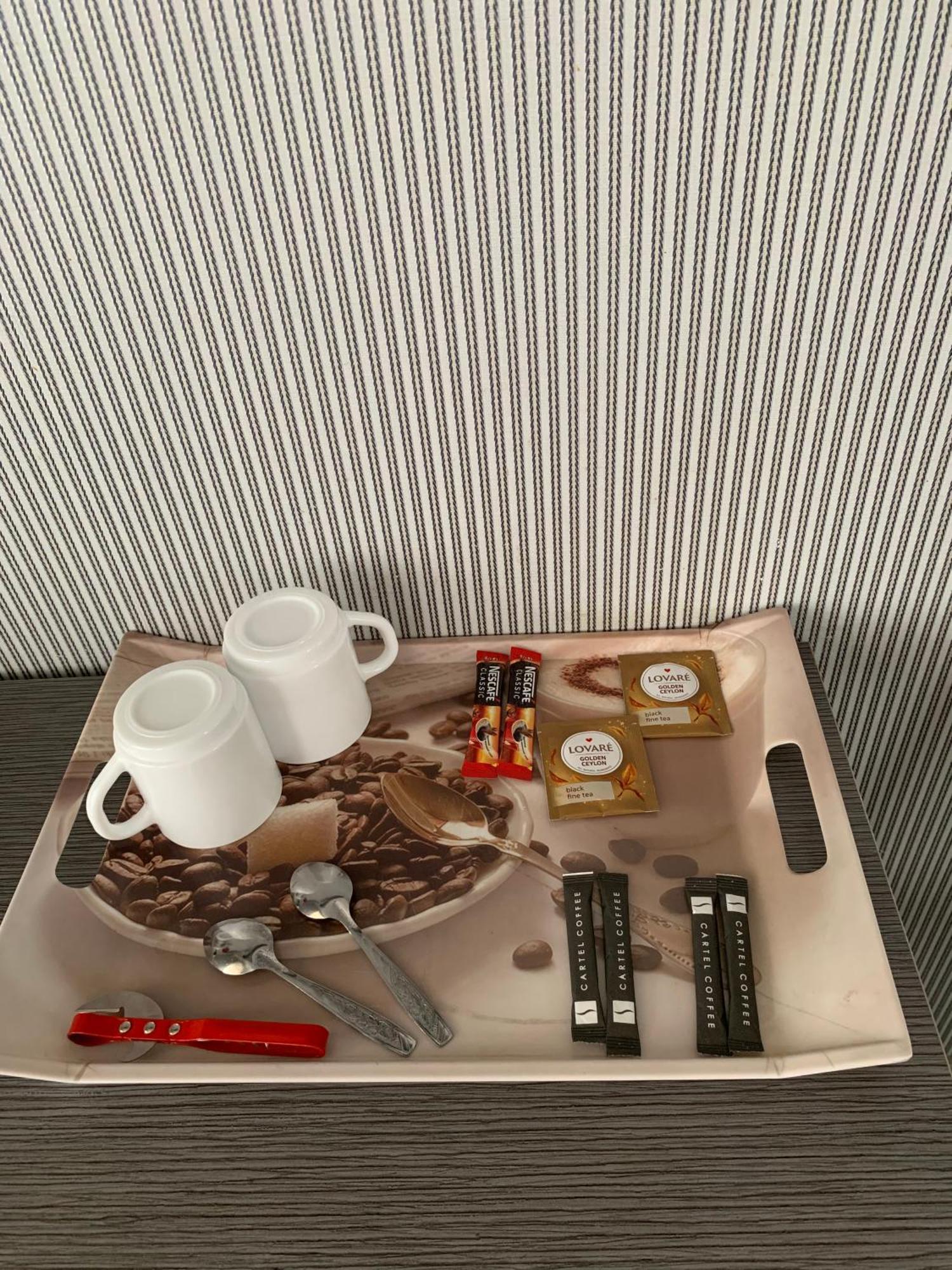 Yurus Hostel 利沃夫 外观 照片