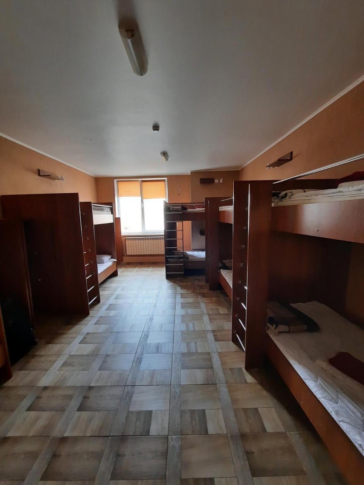 Yurus Hostel 利沃夫 外观 照片